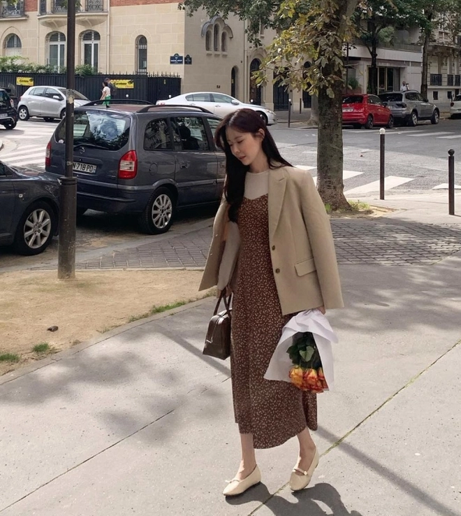 Blazer thường bị &#34;thất sủng&#34; vào mùa đông, ai ngờ mix với 4 món này lại &#34;cứu nguy&#34; cực đỉnh! - 16