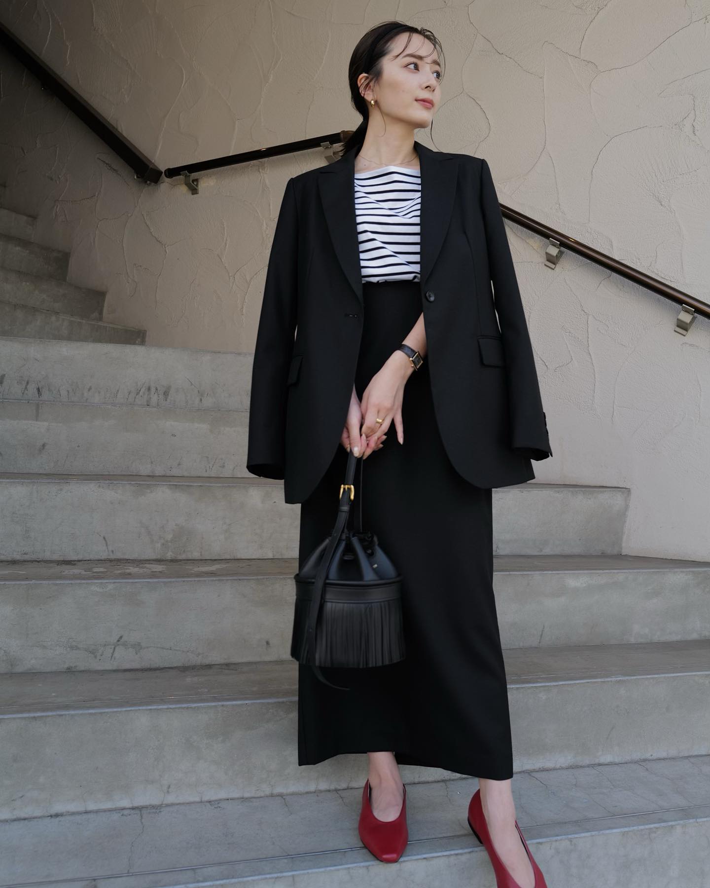 Áo blazer được chị em mê mẩn mặc đông, phối 5 kiểu áo này bên trong là chuẩn "tinh hoa hội tụ" - 14