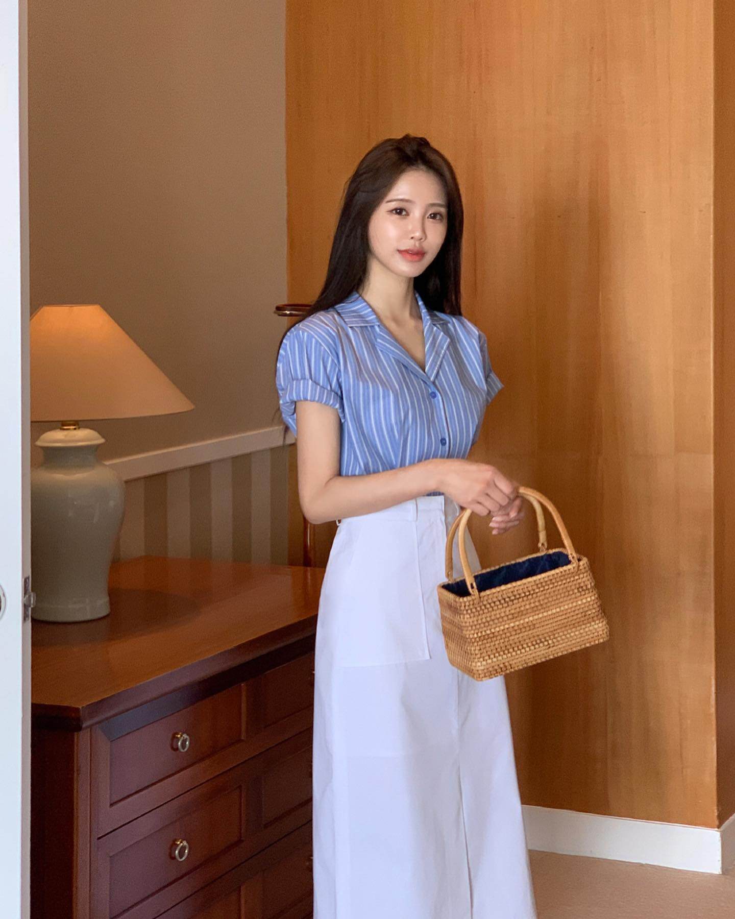 Chị em công sở muốn mặc đẹp mà vẫn thanh lịch, chỉ cần nắm 5 công thức &#34;chuẩn bài&#34; này là đủ! - 13