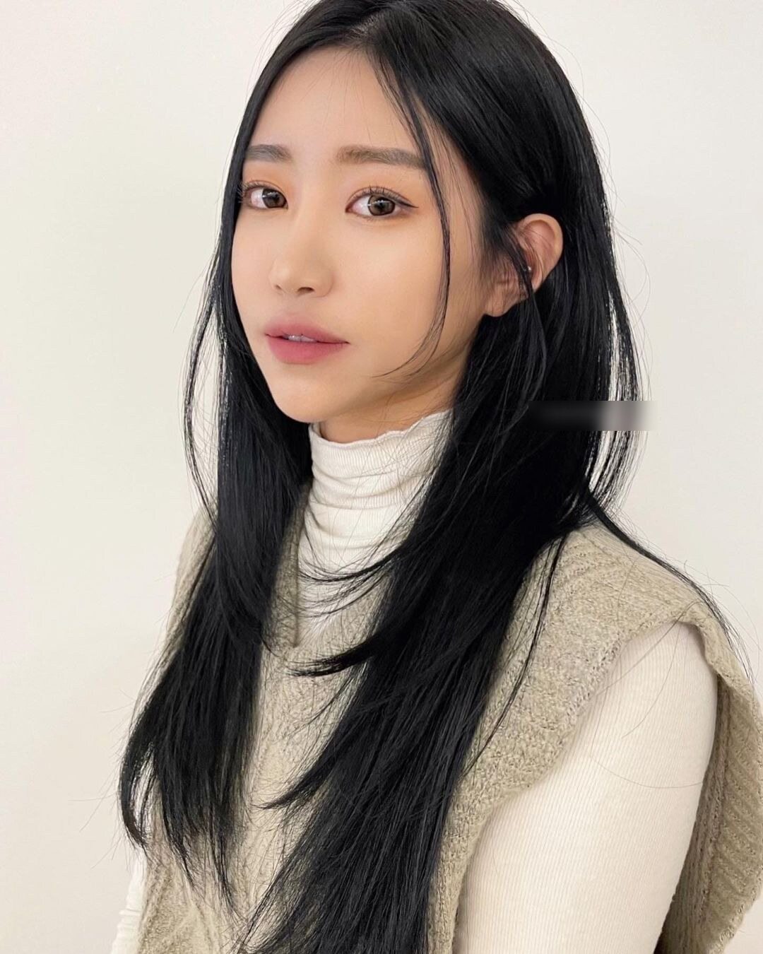 Để kiểu tóc mái này, mặt tròn cũng hóa V-line: Che khuyết điểm khéo mà vẫn đẹp tự nhiên - 14