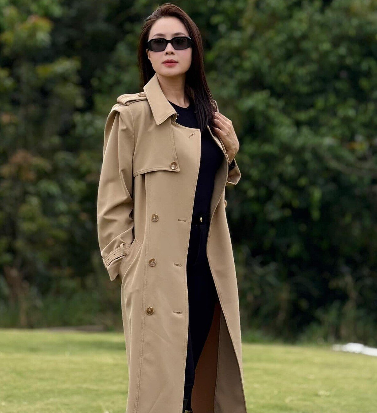 Nữ diễn viên U45 vẫn là mỹ nhân đẹp nhất nhì VTV, style đời thường như gái 20 nhờ chuộng 4 kiểu áo  - 5