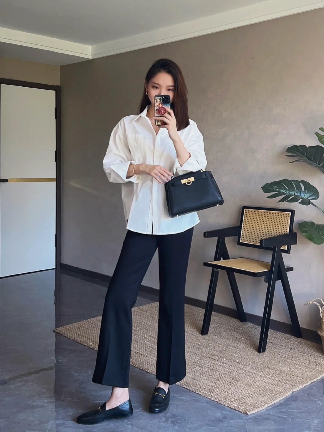 Chưa tới 1m7 nhưng tôi vẫn trông như người mẫu nhờ 4 dáng quần này, diện vào là chân dài miên man - 2