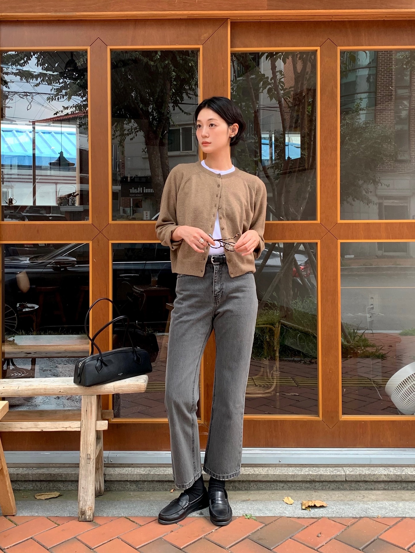 Chị em sau 30 tuổi vẫn diện 3 kiểu quần jeans này mà không biết đang bị dìm dáng mỗi ngày - 2