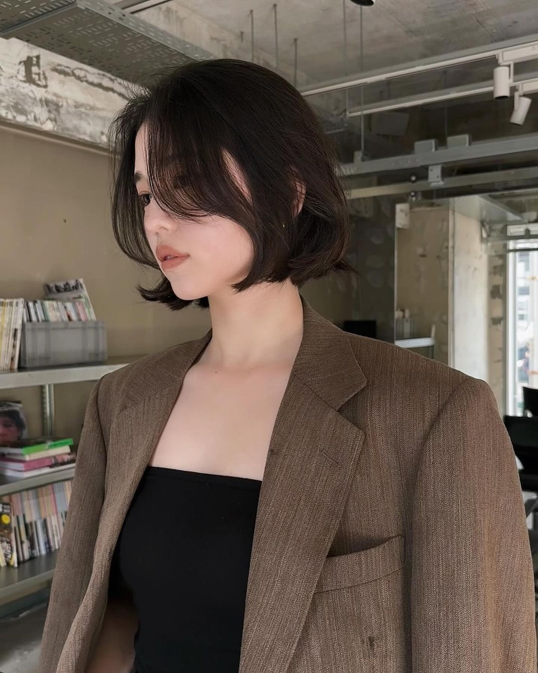 Nàng công sở muốn "trẻ sang" nên thử 4 kiểu layer này: Tôn mặt nhỏ gọn, che khuyết điểm cực khéo! - 2