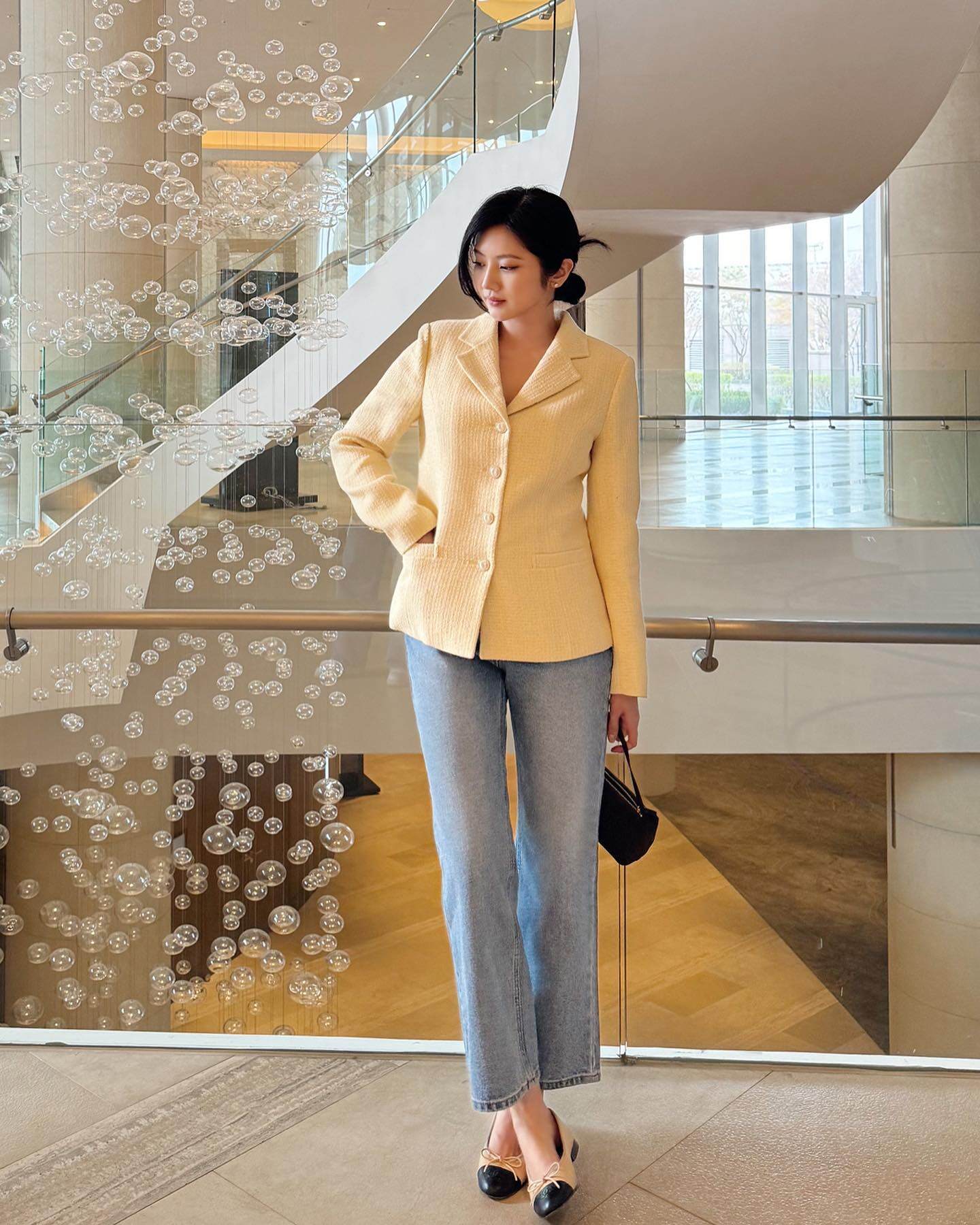 Tủ đồ ít không sao, chị em có 5 kiểu giày này là "gánh" mọi outfit, đi làm hay đi chơi kiểu gì cũng hợp - 2