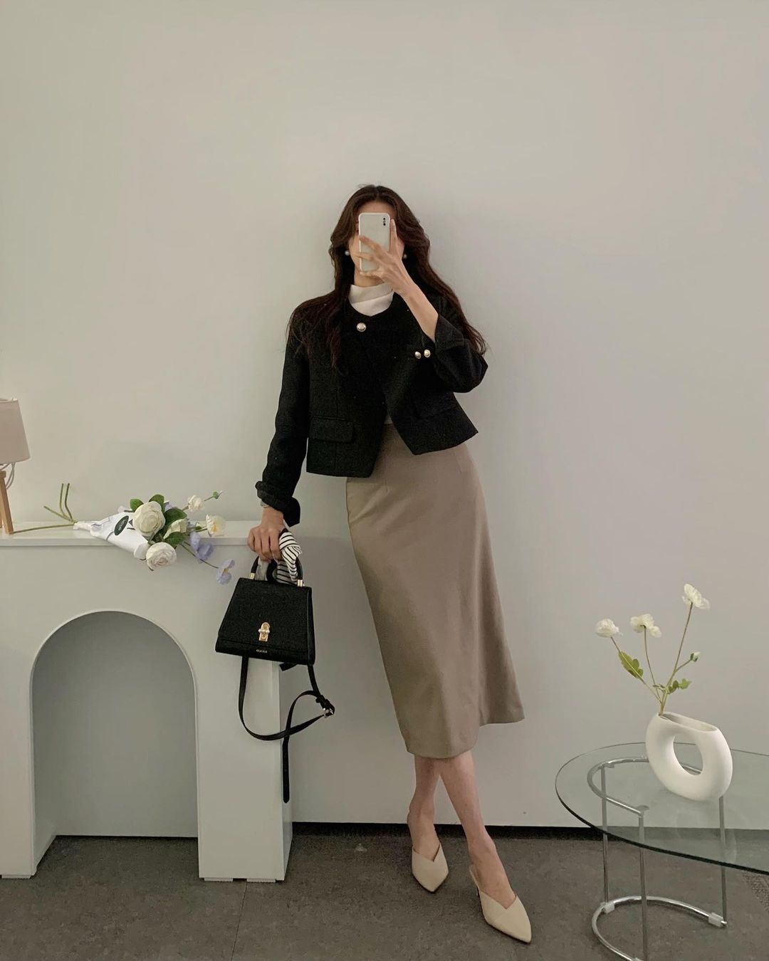 Muốn thanh lịch suốt mùa đông? 5 món đồ này chính là đầu tư thông minh nhất của hội chị em mỗi khi đi làm - 25