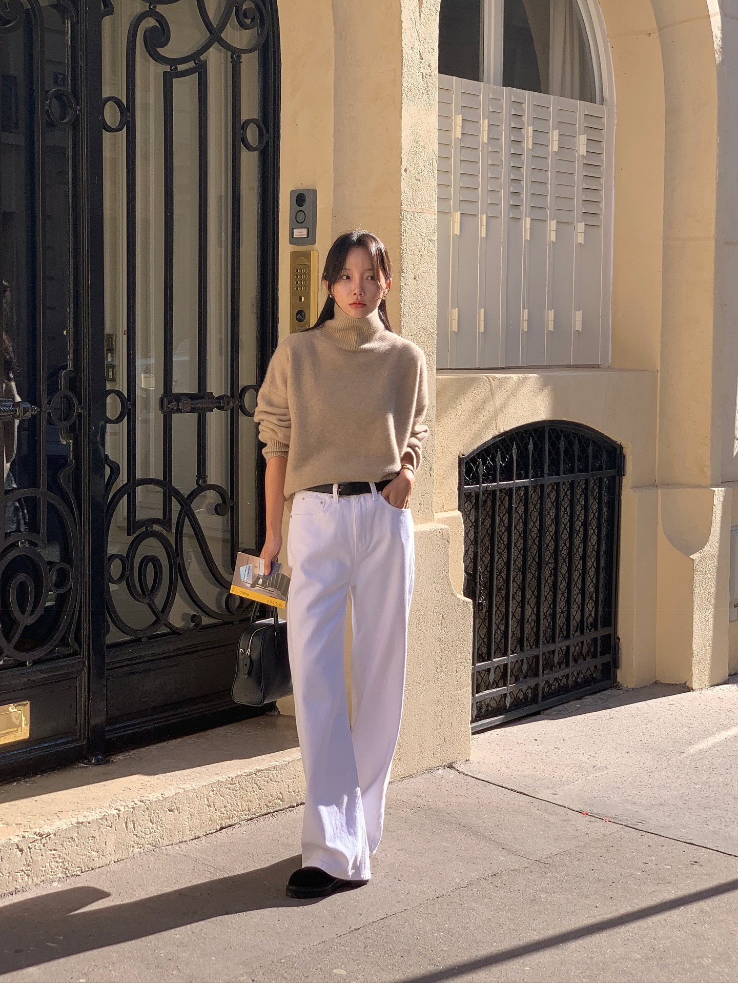 Áo len cứ phối với 2 kiểu quần này là đẹp "bất bại", diện đi đâu cũng chuẩn không phải bàn - 9