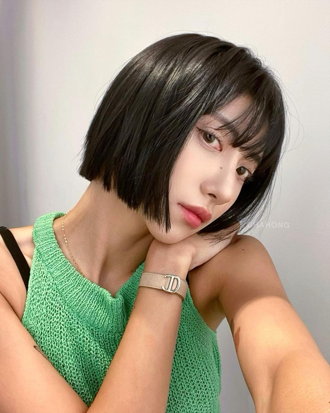 5 kiểu giúp nàng tóc mỏng trông dày bồng bềnh, mặt nhỏ hơn thấy rõ - 2