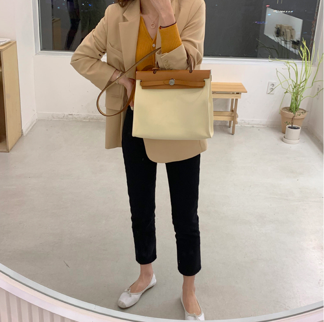 Chị em công sở mải mê diện áo blazer, biết mix cùng 4 kiểu quần này là sang ngay - 3