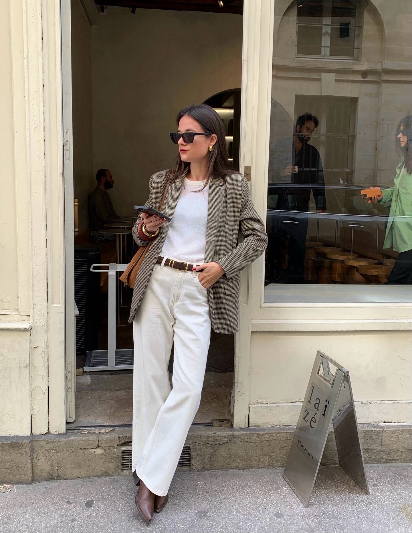 Blazer thường bị &#34;thất sủng&#34; vào mùa đông, ai ngờ mix với 4 món này lại &#34;cứu nguy&#34; cực đỉnh! - 3