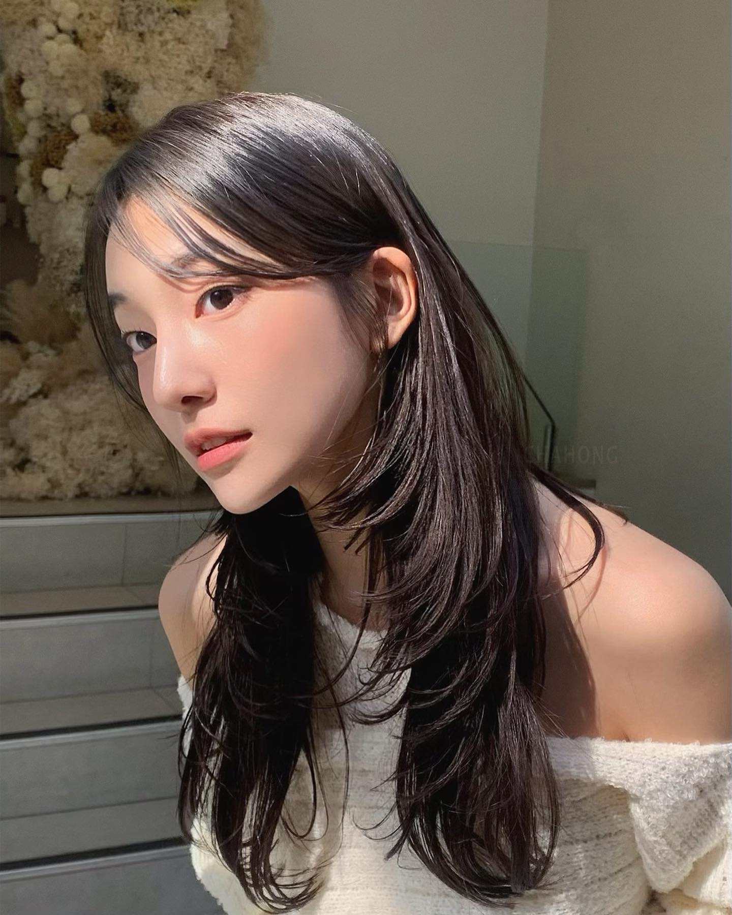 Chị em công sở muốn thành mỹ nhân chốn văn phòng, phải kết thân với 5 kiểu tóc: Vừa gọn mặt lại ít tốn công chăm - 4