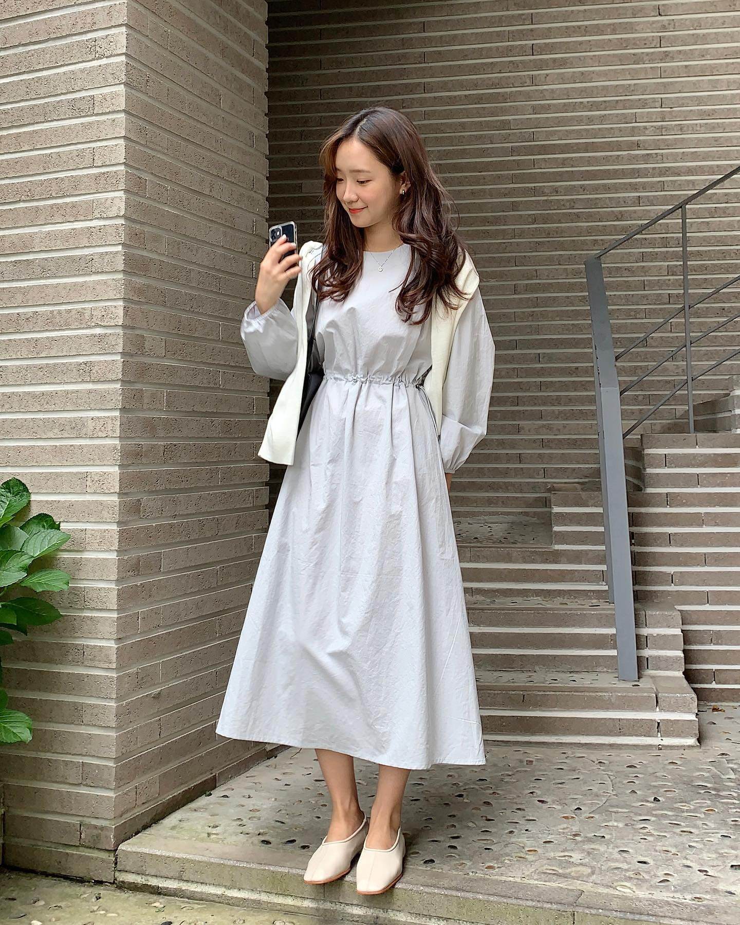 5 kiểu giày là "chân ái" cho mọi độ tuổi, mặc gì cũng sang mà vẫn thoải mái cả ngày - 4