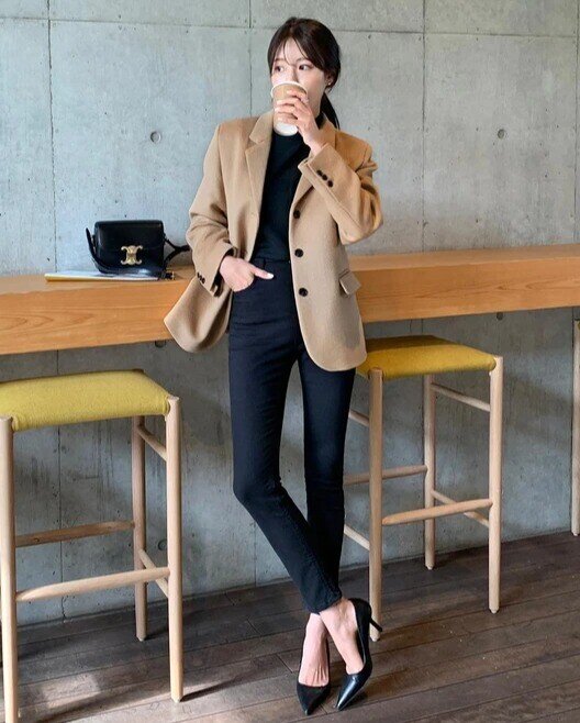 Chị em công sở mải mê diện áo blazer, biết mix cùng 4 kiểu quần này là sang ngay - 9