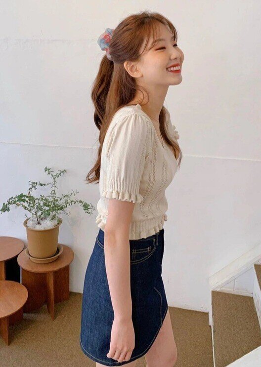 Nàng bánh bèo thích mặc váy vóc điệu đà, chăm &#34;kết thân&#34; với 5 kiểu tóc này: Vừa xinh xắn lại &#34;chanh sả&#34; như con nhà giàu - 4