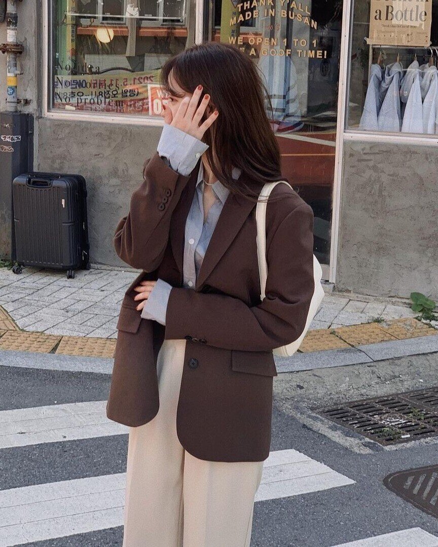 Gái Hàn mặc đơn giản mà vẫn &#34;chanh sả&#34; như dát đồ hiệu, thì ra là nhờ có 5 món đồ này - 1