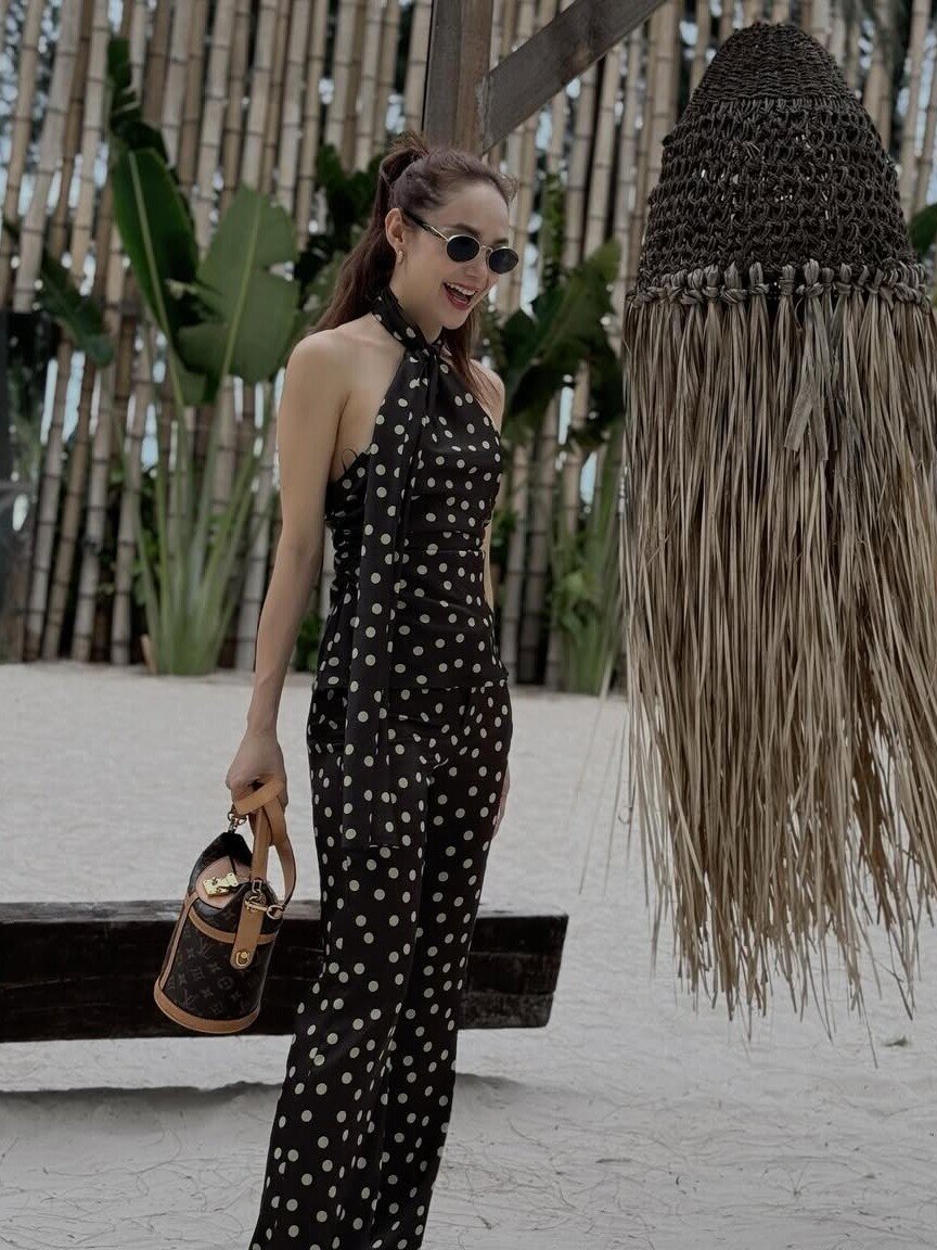 "Đệ nhất mỹ nhân Sài thành" lấy đại gia hơn 10 tuổi có cả "kho đồ hiệu", mê chiếc túi giống Hoa hậu Jennifer Phạm - 4