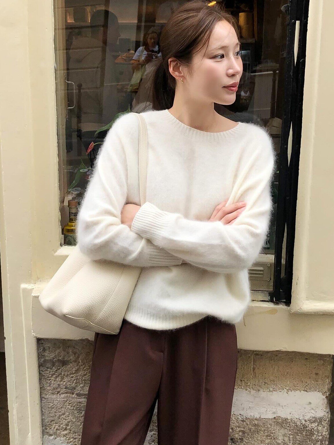 Áo len là item được săn lùng mỗi mùa đông, có 5 kiểu này trong tủ là tha hồ phối đẹp, mặc ngày nào cũng chuẩn - 6