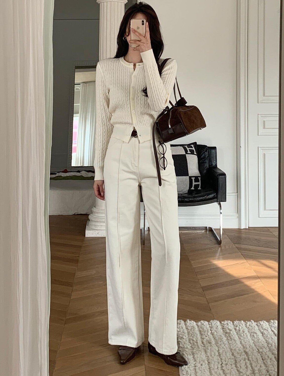 Diện quần ống rộng đúng điệu với 4 kiểu áo: Vừa tôn dáng lại sang - xịn hết cỡ! - 3