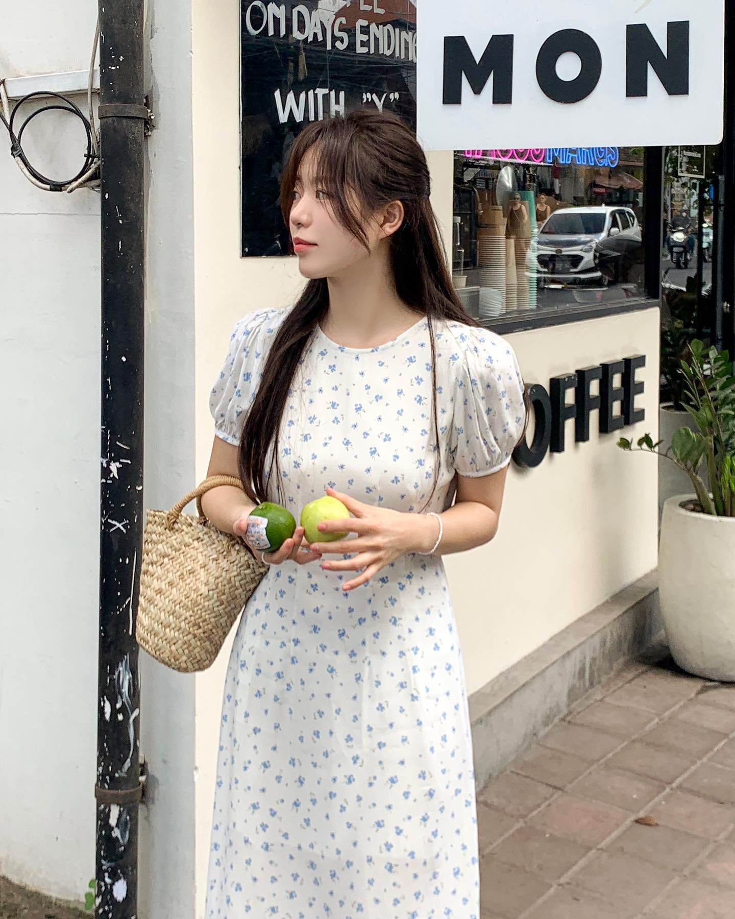 Nàng bánh bèo thích mặc váy vóc điệu đà, chăm &#34;kết thân&#34; với 5 kiểu tóc này: Vừa xinh xắn lại &#34;chanh sả&#34; như con nhà giàu - 6