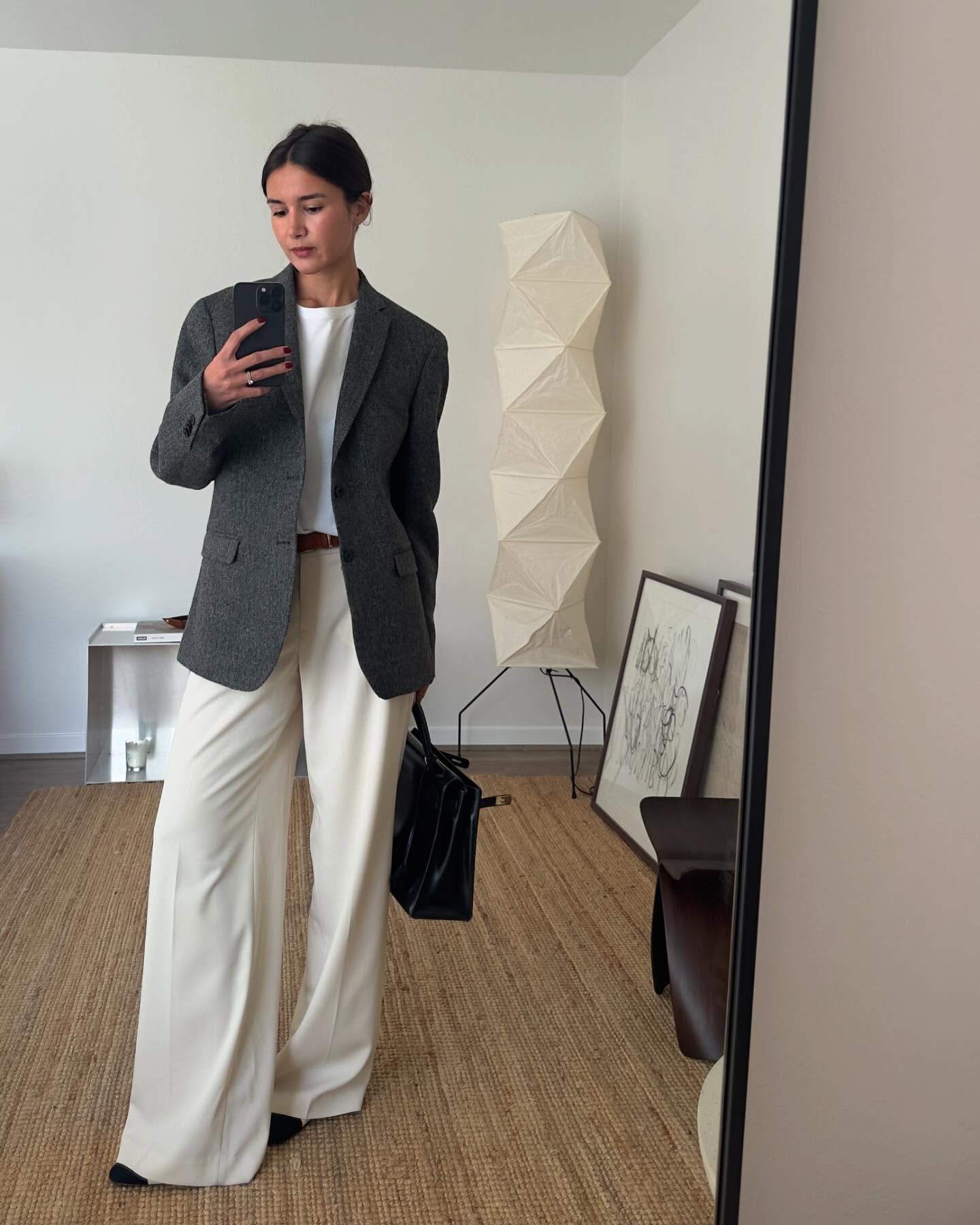 Phụ nữ U35 chuộng 5 kiểu áo này nhất khi trời lạnh, diện vào vừa tôn dáng lại giữ ấm cực tốt - 8