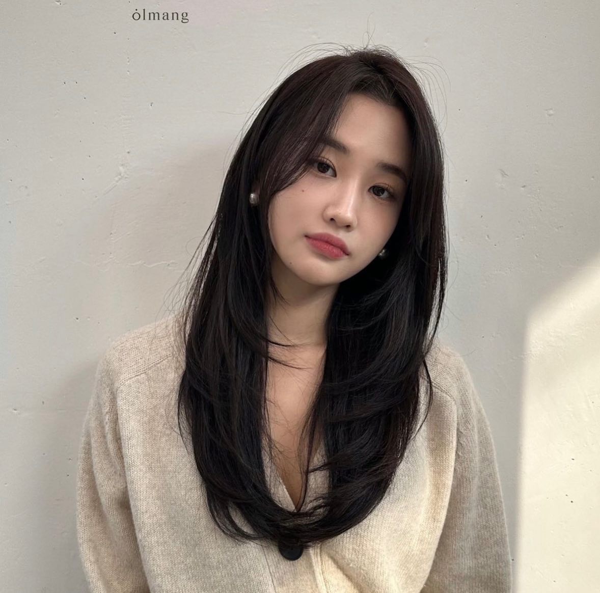 Nàng công sở muốn "trẻ sang" nên thử 4 kiểu layer này: Tôn mặt nhỏ gọn, che khuyết điểm cực khéo! - 7