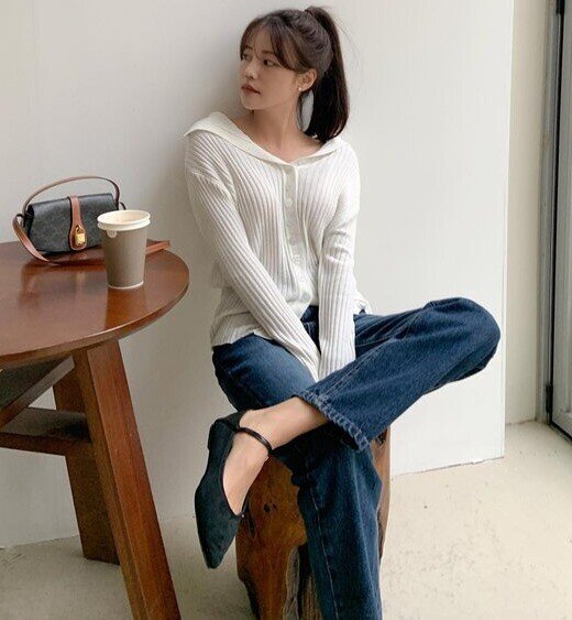 Áo len là item được săn lùng mỗi mùa đông, có 5 kiểu này trong tủ là tha hồ phối đẹp, mặc ngày nào cũng chuẩn - 5