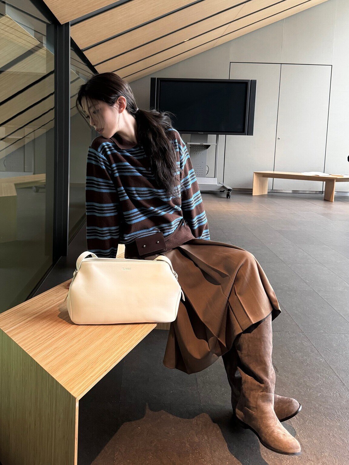 Tủ đồ ít không sao, chị em có 5 kiểu giày này là &#34;gánh&#34; mọi outfit, đi làm hay đi chơi kiểu gì cũng hợp - 12