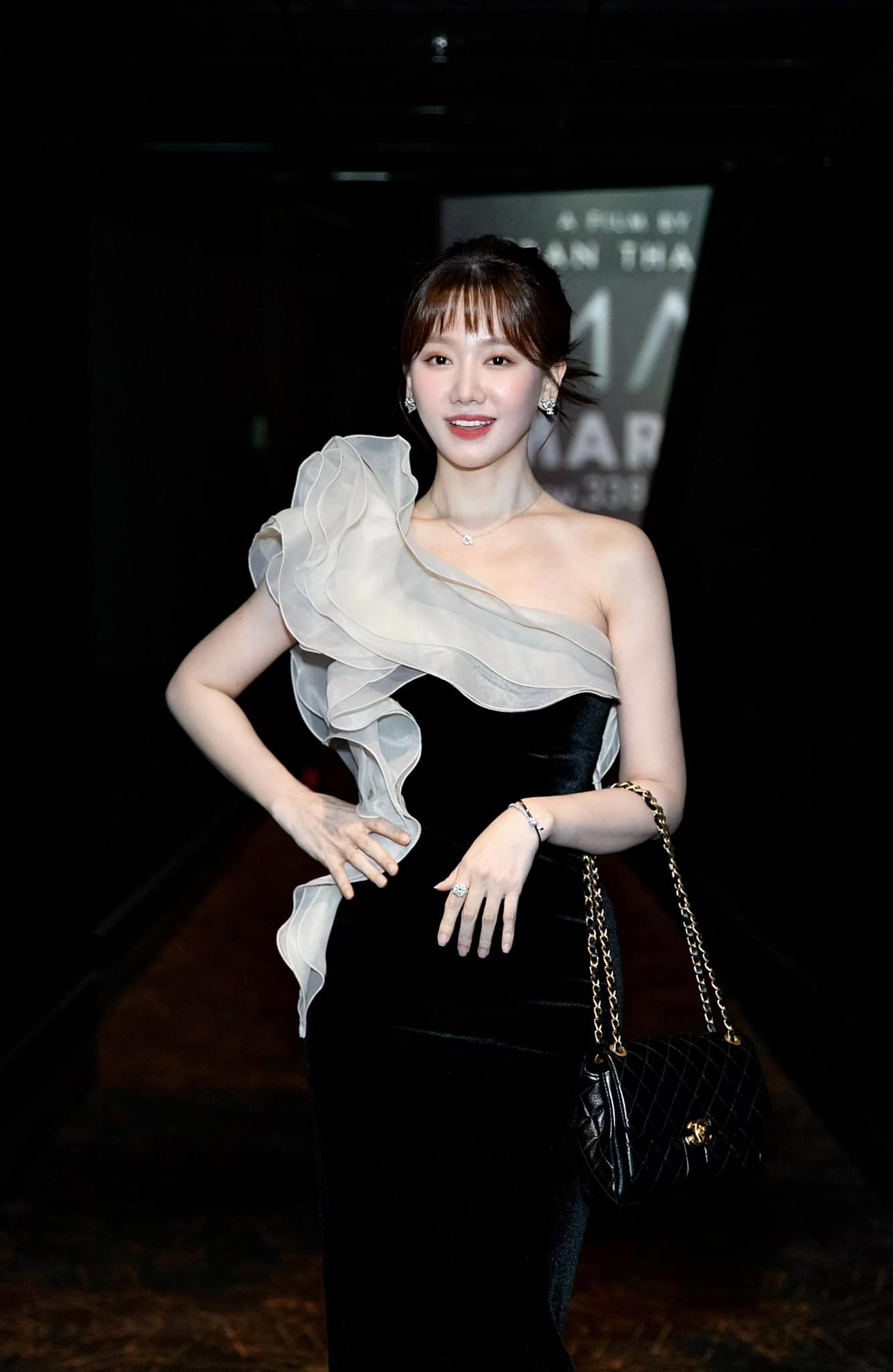Mỹ nhân lấy nam MC giàu nhất nhì Việt Nam có &#34;kho đồ hiệu&#34; như cửa hàng, cứ buồn là chồng tặng túi trăm triệu - 2