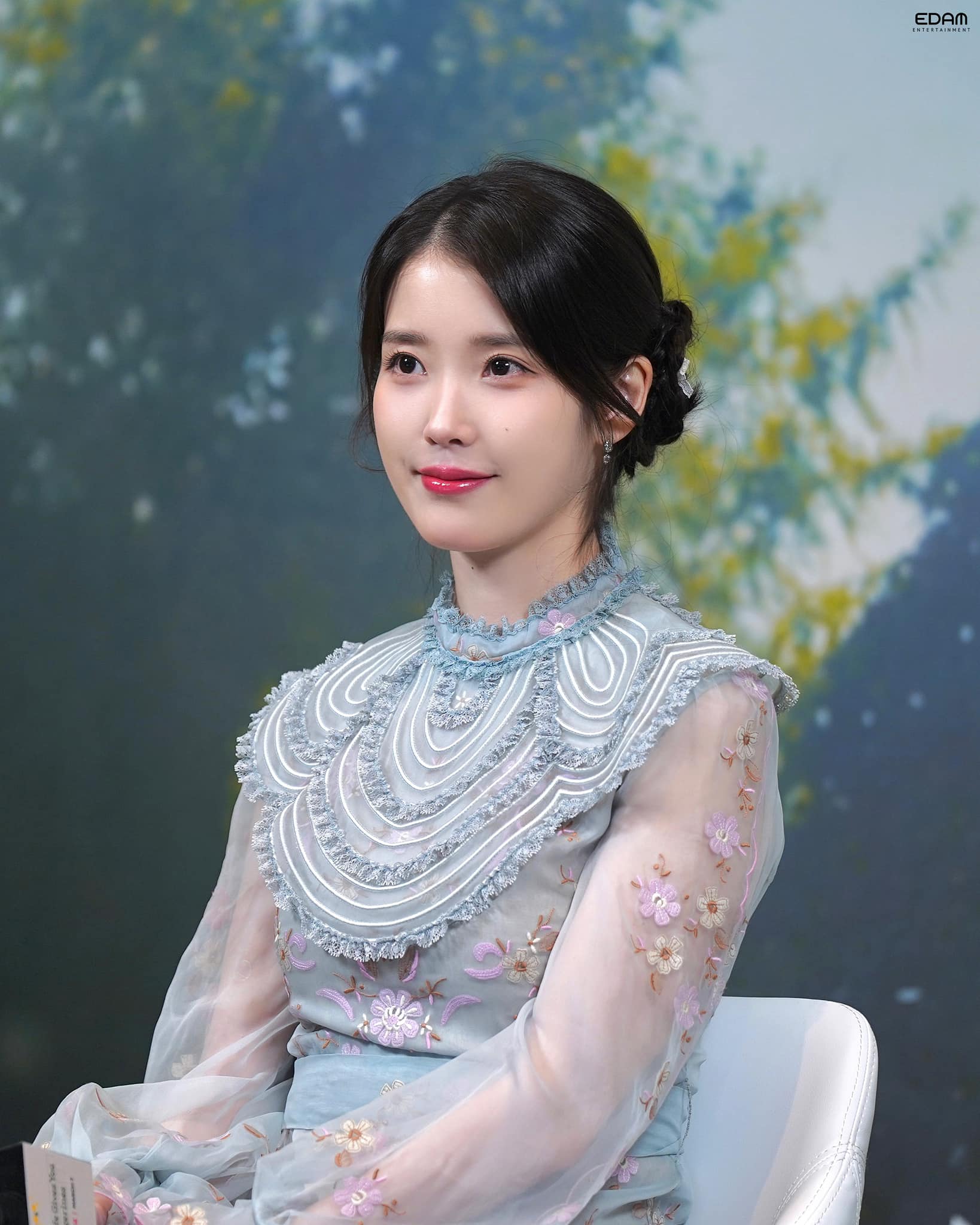 Không chỉ sở hữu gương măt nhỏ xíu, "em gái quốc dân" còn khiến dân tình mê mẩn vì 5 kiểu tóc "gánh" visual đỉnh chóp  - 21