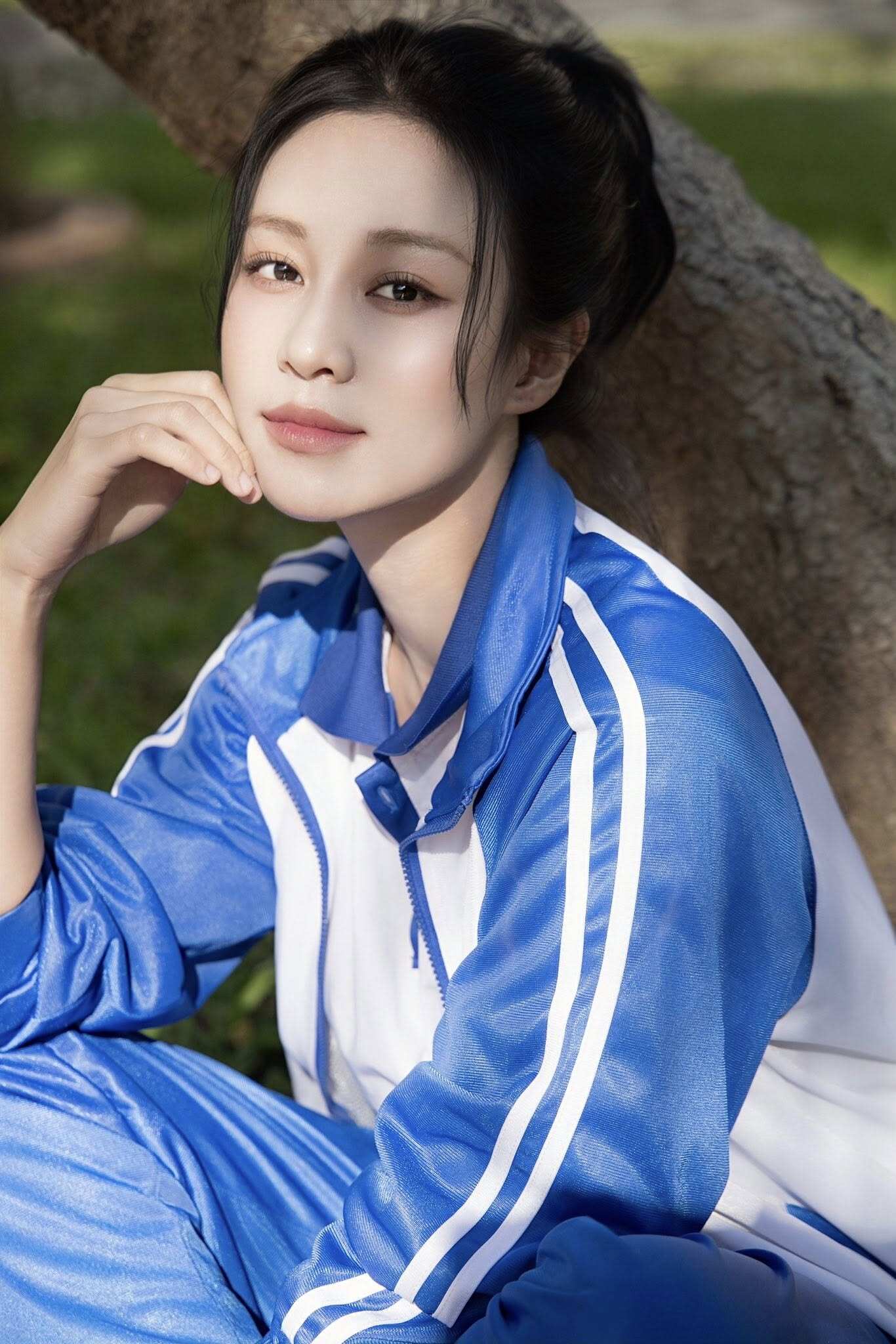 Mỹ nhân được NSND Vân Dung "chấm" làm con dâu nay là "nữ hoàng nước mắt" phim giờ vàng, nhan sắc xinh như hoa hậu  - 10