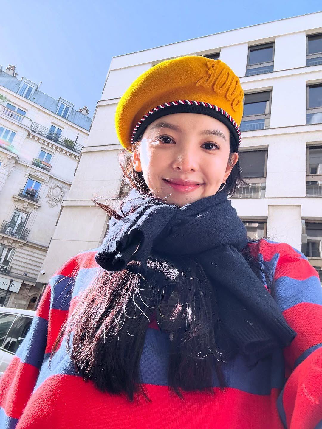 Nữ thần vạn người mê: Cả đời chỉ gắn bó với 1 item, đẹp đến mức khiến ai nhìn cũng "rụng tim"! - 7