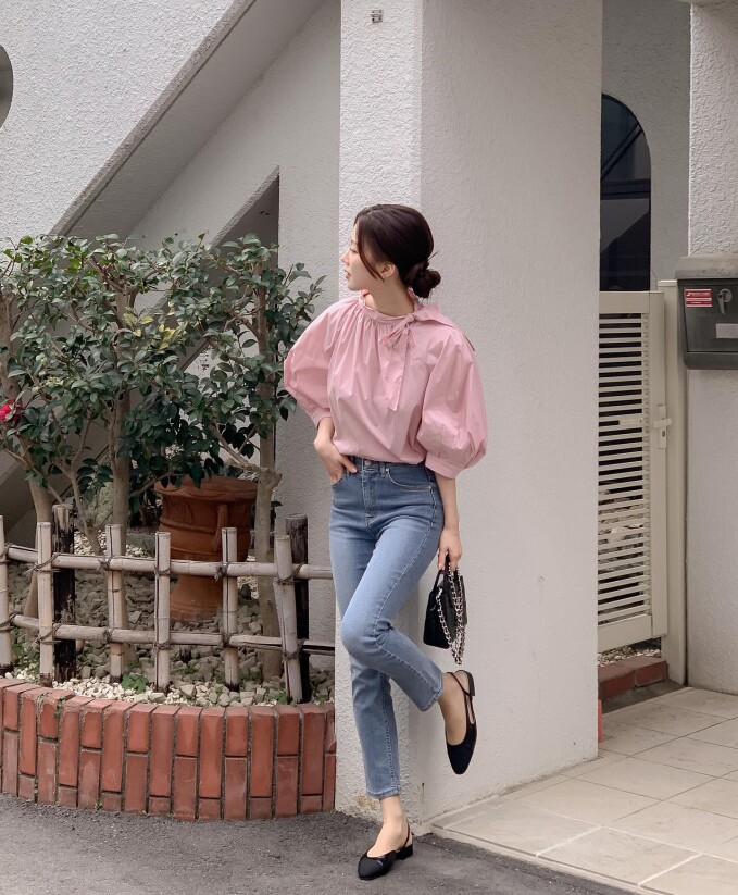 Không biết mang giày gì để hợp mùa đông, cứ nhìn tủ đồ của phụ nữ Pháp là hiểu: Toàn kiểu đơn giản mà sang chảnh &#34;đỉnh chóp&#34; - 19