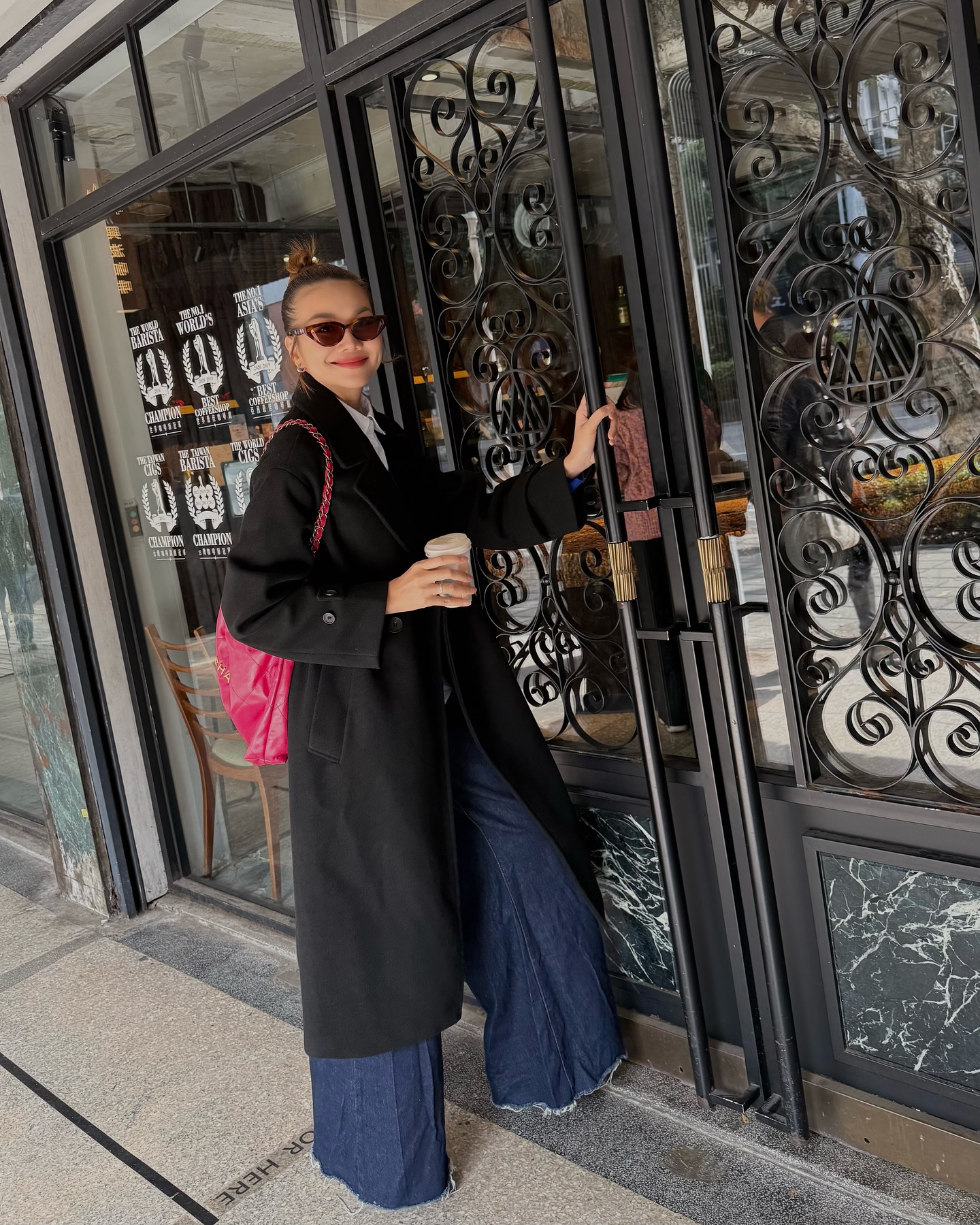 Mỹ nhân Việt thi nhau lăng xê 4 kiểu áo khoác này vào mùa lạnh, chỉ cần 1 cái thôi là mặc đẹp cả mùa! - 13