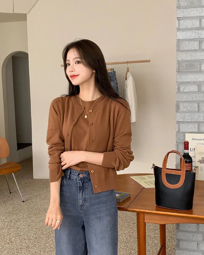 Mùa đông chẳng có nhiều quần áo, tôi cứ áp dụng theo công thức 2-1-1, đi làm hay đi chơi đều đẹp - 2