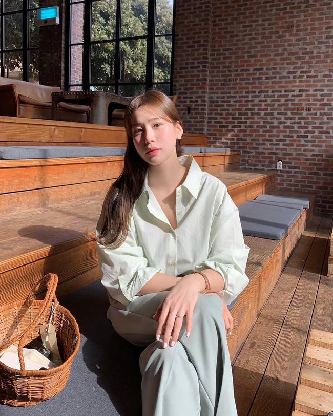 Chị em công sở muốn mặc đẹp mỗi ngày, nhất định phải có đủ 5 kiểu sơ mi &#34;thần thánh&#34; này trong tủ đồ - 8
