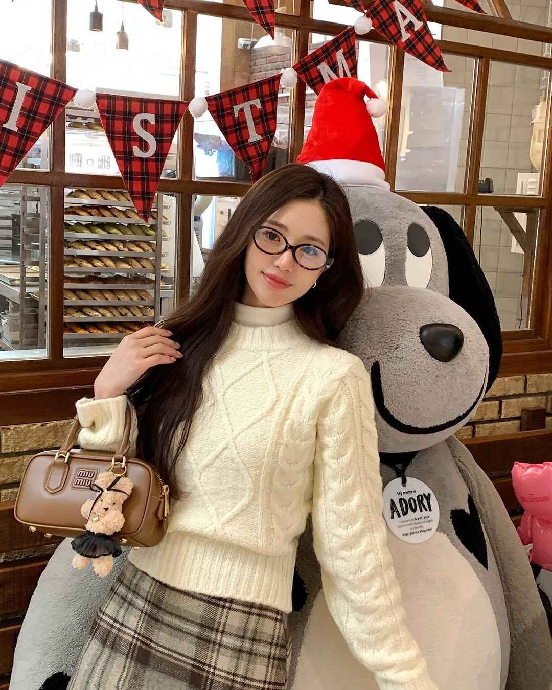 Áo len là item được săn lùng mỗi mùa đông, có 5 kiểu này trong tủ là tha hồ phối đẹp, mặc ngày nào cũng chuẩn - 14